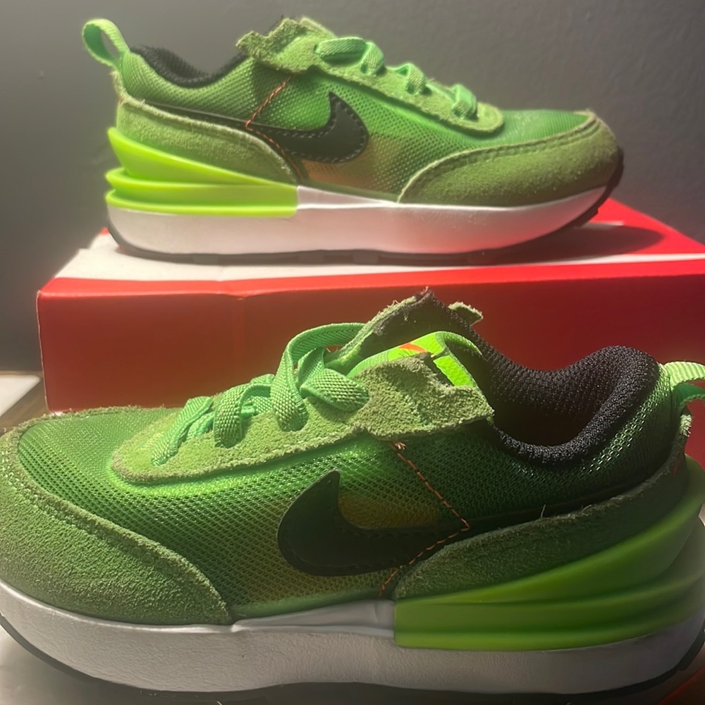 Nike Waffle One